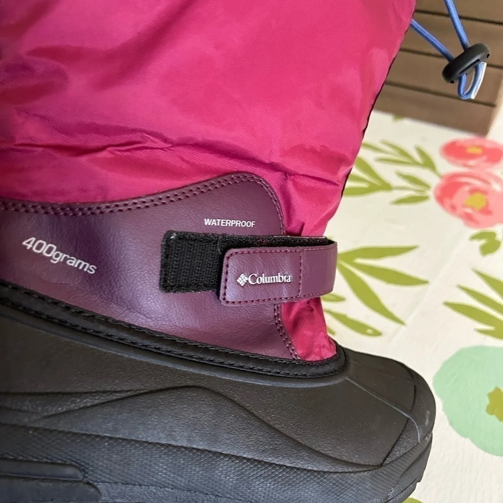 NWOT Columbia Youth Powderbug Forty Waterproof Snowboot Size 6